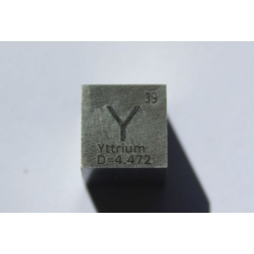 Yttrium Y cube en métal 10x10mm poli pureté 99,9%
