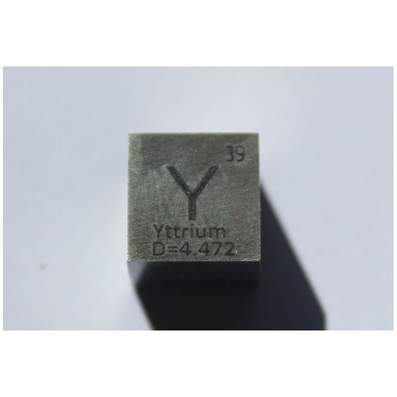 Yttrium Y cube en métal 10x10mm poli pureté 99,9%