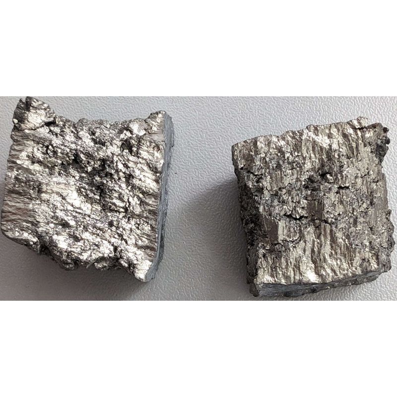 Gadolinium métal 64 Gd pièces 99,95% pureté | Acheter des métaux rares | Pinceaux de gadolinium pour laboratoire & industrie